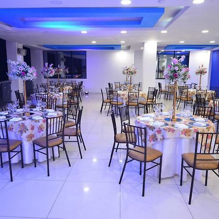 Hotel - Centro Comercial Punta Del Mar Salinas (Santa Elena) Zewnętrze zdjęcie