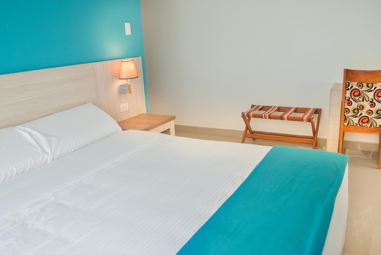 Hotel - Centro Comercial Punta Del Mar Salinas (Santa Elena) Pokój zdjęcie