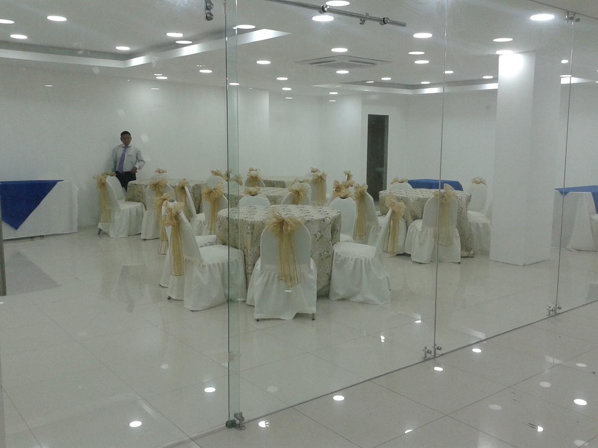 Hotel - Centro Comercial Punta Del Mar Salinas (Santa Elena) Zewnętrze zdjęcie